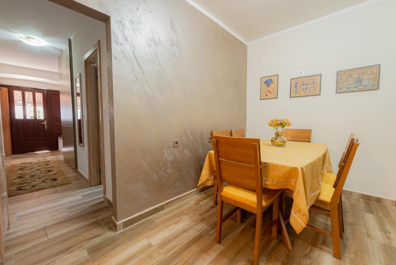 شقة Sea Front 171 كوتور المظهر الخارجي الصورة
